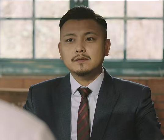 KingJ：电竞大神周扬的传奇之路与职业生涯