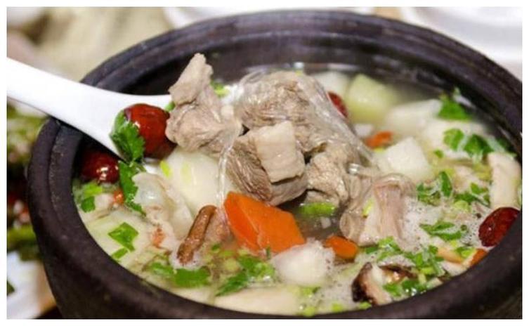 羊肉汤骨头汤为什么是浓白色？秘密就在于它！