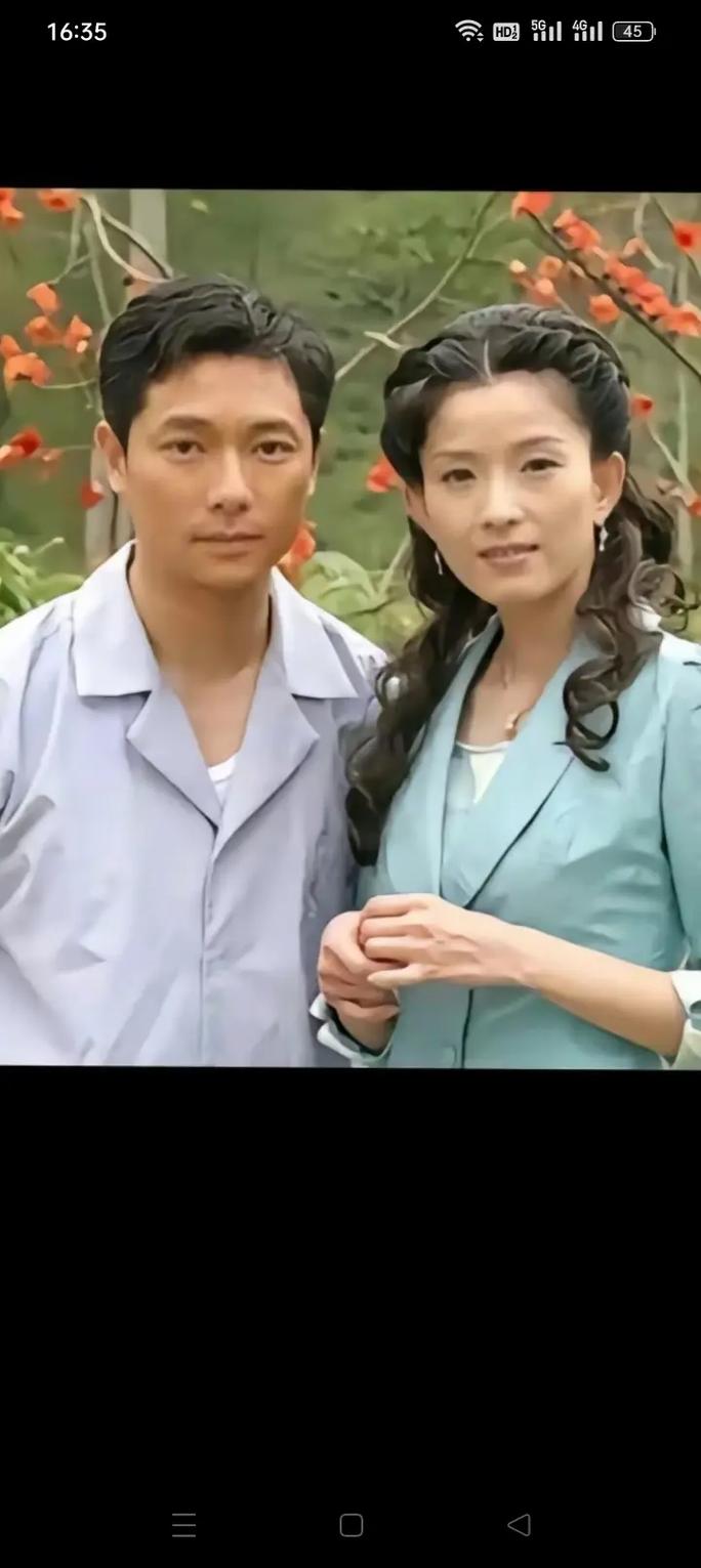 木棉花的春天：谢祖武董璇演绎乱世情缘